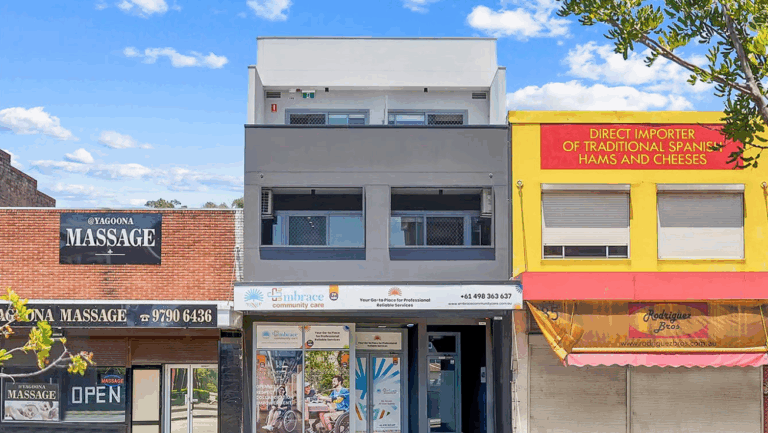 Hume Highway House (Yagoona)
